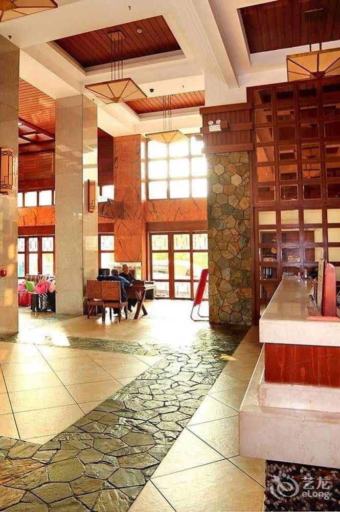 Haiyue Bay Holiday Hotel 싼야 외부 사진
