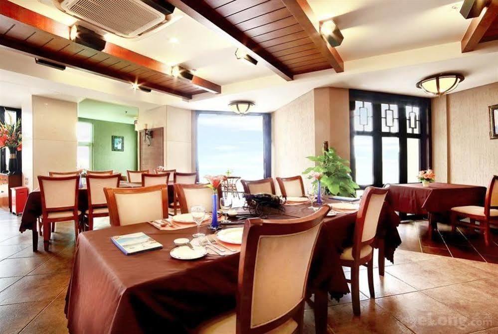 Haiyue Bay Holiday Hotel 싼야 외부 사진