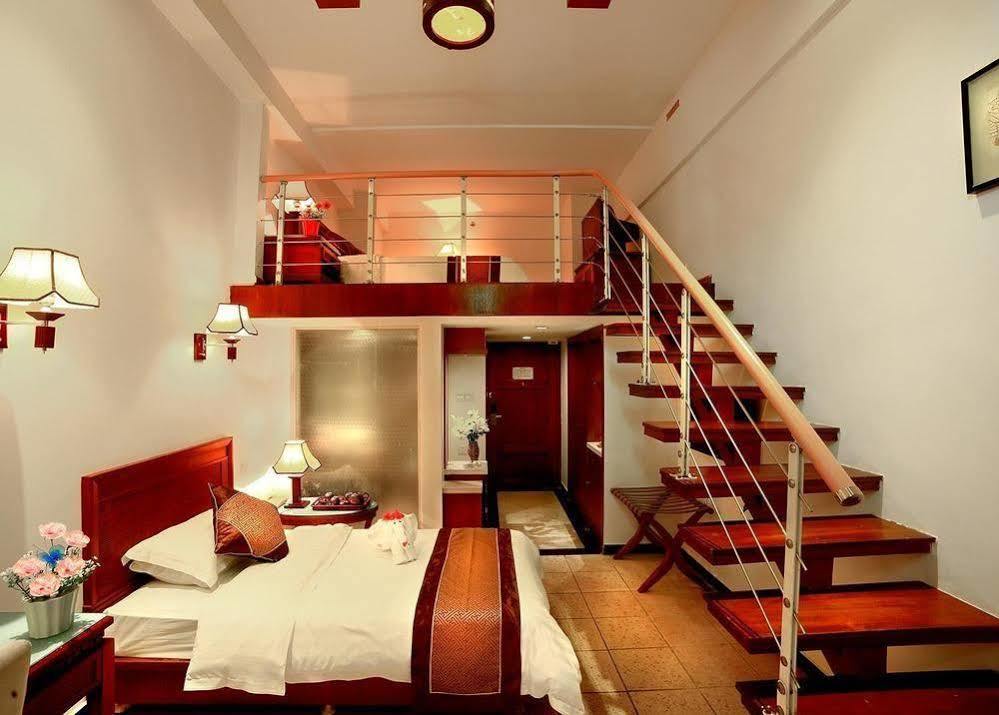 Haiyue Bay Holiday Hotel 싼야 외부 사진
